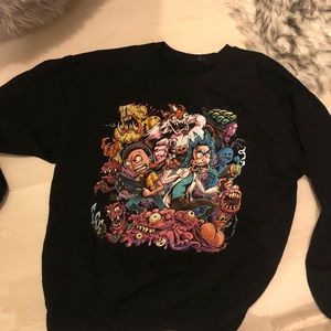 Rick and morty sweatshirt, size medium/large